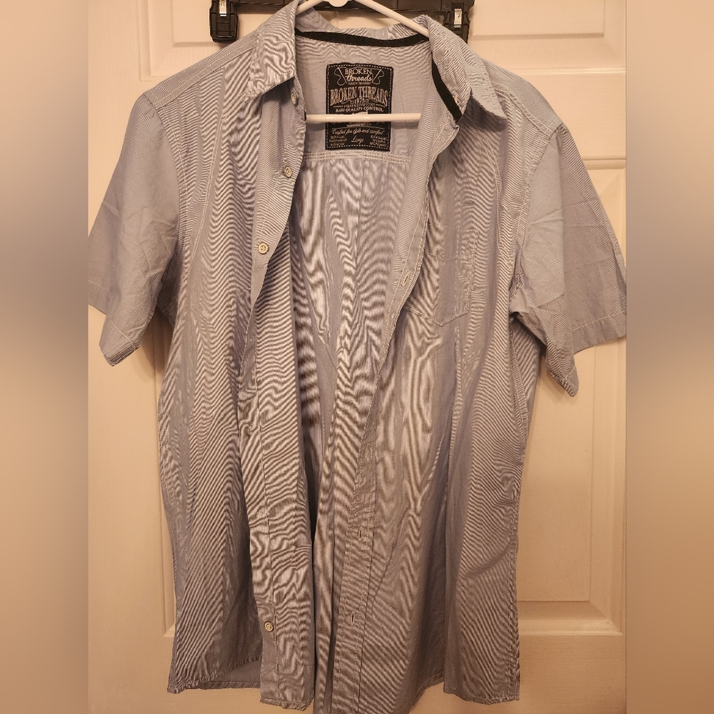 BROKEN THREADS SS SHIRT